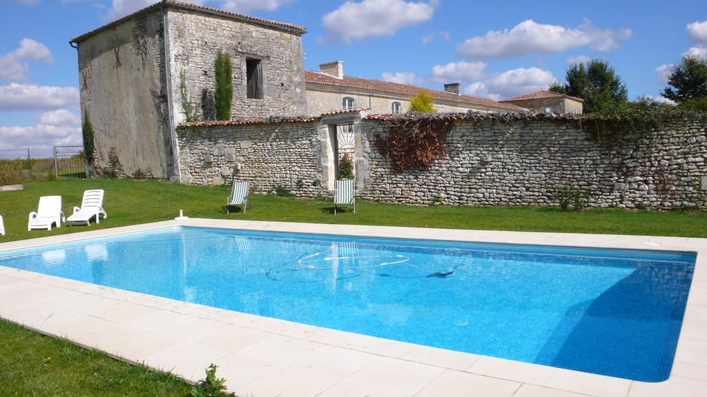 Chambres D'Hotes Logis De L'Astree Saint-Bris-des-Bois Exterior foto