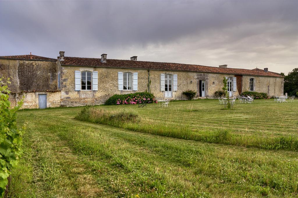 Chambres D'Hotes Logis De L'Astree Saint-Bris-des-Bois Exterior foto